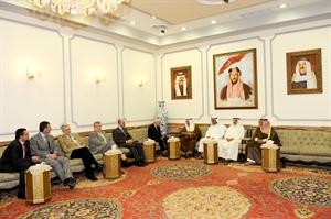 سمو رئيس الوزراء الشيخ ناصر المحمد مستقبلا وفد البرلمان الاوروبي﻿
