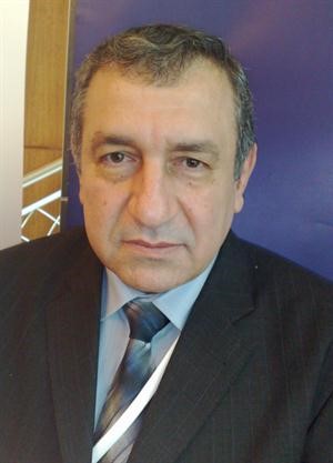 د عصام شرف﻿