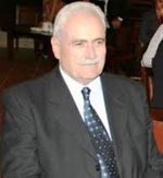 النائب علي عسيران