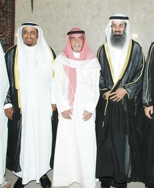 محمد المفرج يقدم التهاني للكوس والسلطان﻿