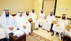 خالد السلطان ودضيف الله ابورمية ودوليد الطبطبائي وفلاح الصواغ ومحمد هايف ومسلم البراك ودفهد الخنة﻿