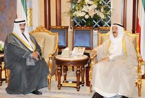 صاحب السمو الامير الشيخ صباح الاحمد مستقبلا سمو رئيس الوزراء الشيخ ناصر المحمد﻿