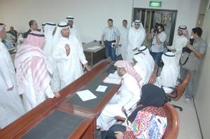 مشادات كلامية بين المساهمين واعتراضات على عدم اكتمال النصاب وتبدو ممثلة التجارة	محمد ماهر﻿