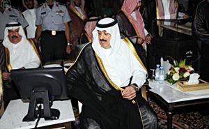 صاحب السمو الملكي الامير متعب بن عبدالله مفتتحا الحفل الفني والخطابي لمهرجان الجنادرية 26	واس﻿