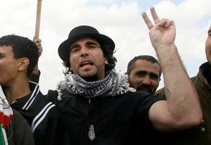 صورة ارشيفية للناشط الايطالي فيكتور اريغوني 	رويترز﻿