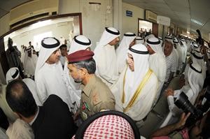 احمد السعدون يقدم تعازيه