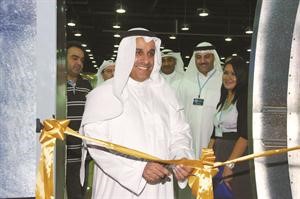 نبيل الزامل يدشن اول مركز للطيران التشبيهي﻿