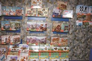 متجر Hoby Shop لبيع نماذج الطائرات والسفن﻿
