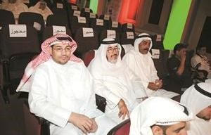 مستشار الادارة العامة الزميل يوسف عبدالرحمن والزميل محمد الحفيتي﻿