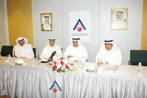 سليمان الدلالي مترئسا الجمعية العمومية لـالاهلية للتامين	كرم ذياب﻿