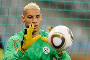 فوزي شاوشي يواصل اثارة الجدل في الملاعب
