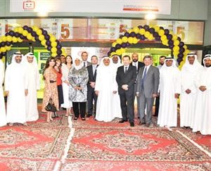 لقطة تذكارية للمشاركين في المهرجان﻿