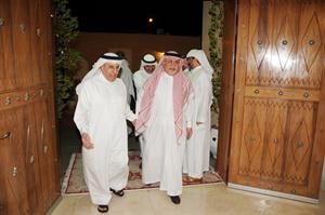 السفير دعبدالعزيز الفايز مرحبا بالوزير دعبدالعزيز خوجة