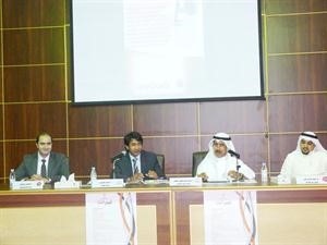 د احمد الحنيان ومعبدالرحيم الطاهر و وممحمد عباس﻿