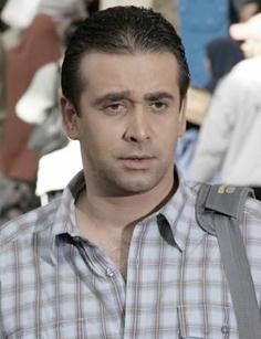 كريم عبدالعزيز﻿