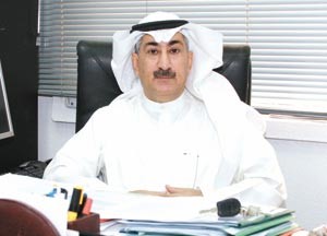 مراقب المحطات في ادارة الارصاد الجوية عيسى رمضان