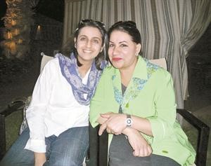 الفنانة القديرة سعاد عبدالله مع هبة حمادة﻿