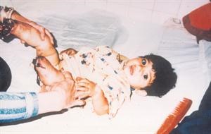 مثل هذه الصوره كانت تجعل الاموال تنهال على قادة المجاهدين واسامة بن لادن اثناء الحرب الافغانية- الروسية الاولى		 ﻿
