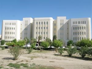 المستشفى صرح طبي كبير يضاهي المراكز الطبية العالمية وهو الاول من نوعه في الشرق الاوسط
