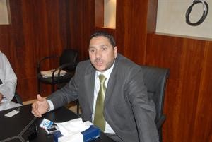 ممثل المجلس الانتقالي الليبي اشرف غفير

