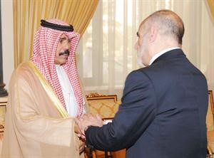 مبعوث العاهل الاردني معزيا سمو ولي العهد الشيخ نواف الاحمد