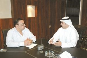 د صالح مال الله متحدثا للزميل اسامة دياب 	حسن حسيني﻿