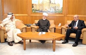 جانب من اللقاء الذي جمع الزميلين عدنان الراشد وعمر حبنجر مع مفتي لبنان في دار الفتوى