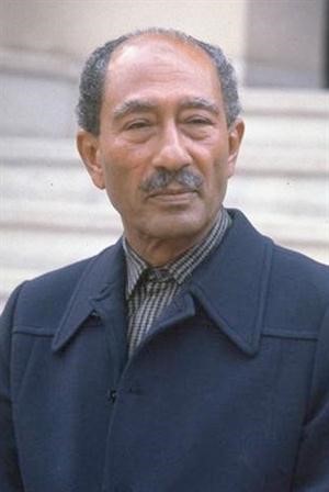 انور السادات﻿