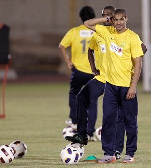 بماذا يفكر بدر المطوع في علاقته مع النصر السعودي﻿