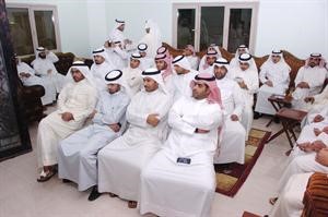 الحضور في ديوان الشعبي