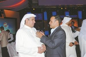الجلاهمة متحدثا للزميل عبدالحميد الخطيب 