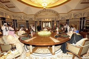 قادة التعاون خلال القمة التشاورية الخليجية 13