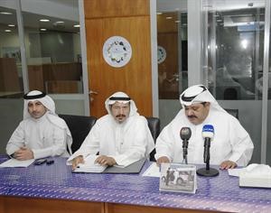 عبدالسلام البحر متوسطا الصحافيين امس﻿