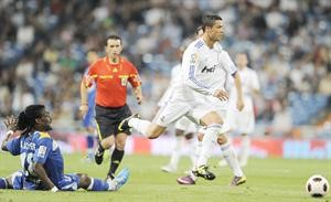 مهاجم ريال مدريد كريستيانو رونالدو يواصل تالقه وهز الشباك بعد تسجيله هاتريك امام خيتافي	 افپ﻿