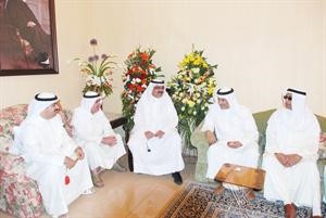 باسل الجاسر يقدم التهاني لعلي الراشد كرم ذياب