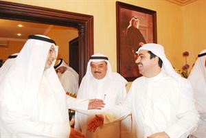 محمد الكندري ومحمد المعضادي يباركان