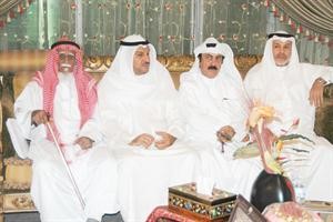 سعود النمران متوسطا عددا من الحضور
