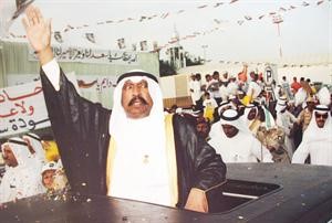 استقبال شعبي حافل احتفاء بعودة سموه من رحلة العلاج