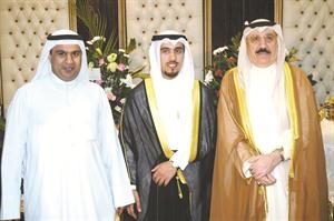 كاظم معرفي يبارك للمعرس واخيه الزميل فهد المزعل﻿