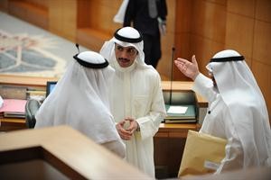 عادل الصرعاوي ومرزوق الغانم في لقطة ارشيفية في احدى الجلسات السابقة هاني الشمري