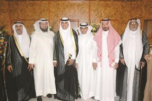 حسين مزيد مهنئا	كرم ذياب﻿