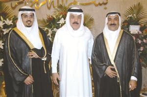 عبدالله الفارس يهنئ