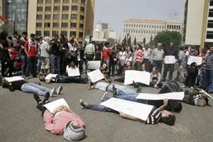 ﻿اعتصام في وسط بيروت لاسقاط النظام الطائفي 	محمود الطويل﻿