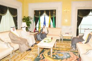سمو ولي العهد الشيخ نواف الاحمد مستقبلا الشيخ دمحمد الصباح والشيخ احمد الفهد وعلي الراشد﻿