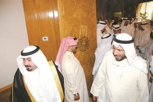 دعبدالله المعتوق حضر للسلام على الشيخ ناصر صباح الاحمد﻿
