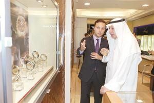علي مراد بهبهاني وحديث مع مدير ماركة اوميغا﻿