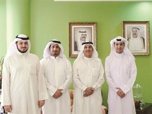 دخالد في احد لقاءاته مع اعضاء الهيئة التنفيذية للاتحاد