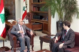 الرئيس ميشال سليمان مستقبلا الوزير المعتكف زياد بارود محمود الطويل