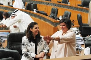 داسيل العوضي ودرولا دشتي