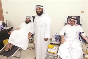 المتبرعون في لجنة الفردوس